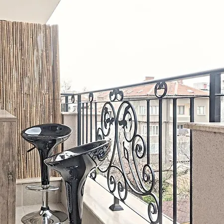 Lux 2 With Garage *